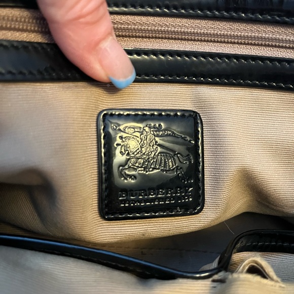 SALE 🖤 Burberry Coated Canvas/Patent Leather Tote - Picture 7 of 16